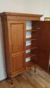 Шкаф двухстворчатый из сосны Бьерт 1-34