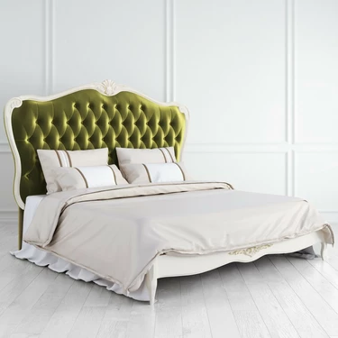 Кровать с мягким изголовьем 180*200 