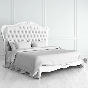 Кровать с мягким изголовьем 180*200 