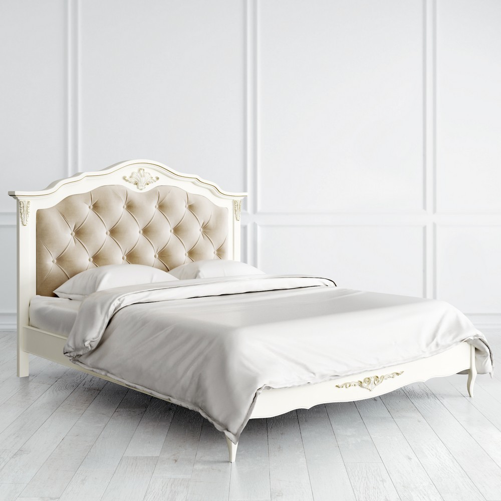 Кровать с мягким изголовьем 160*200 