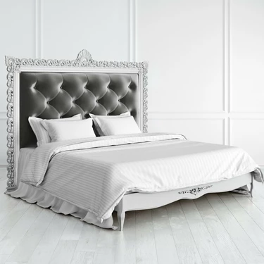 Кровать с мягким изголовьем 180*200 