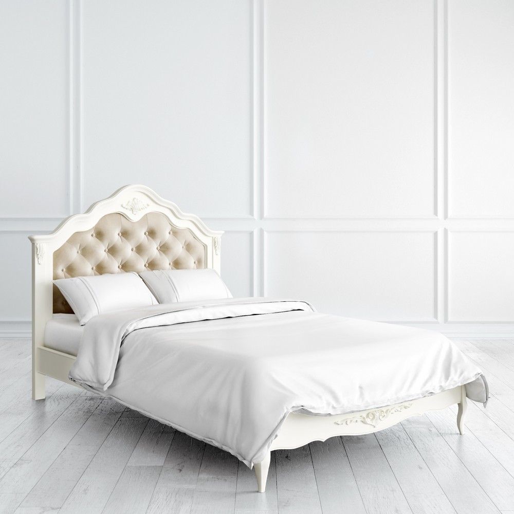 Кровать с мягким изголовьем 120*200 