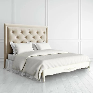 Кровать с мягким изголовьем 180*200 