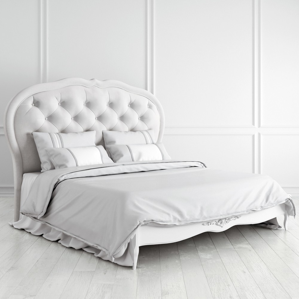 Кровать с мягким изголовьем 180*200 