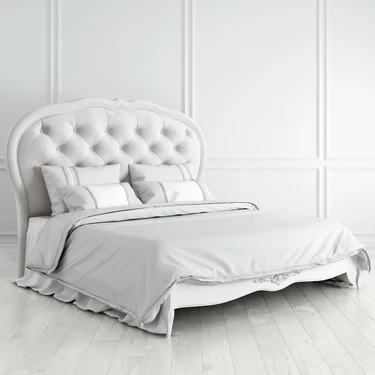 Кровать с мягким изголовьем 180*200 