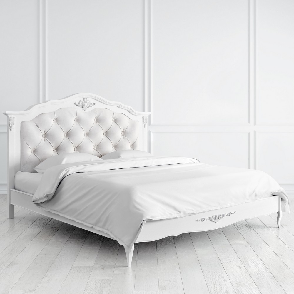 Кровать с мягким изголовьем 180*200 